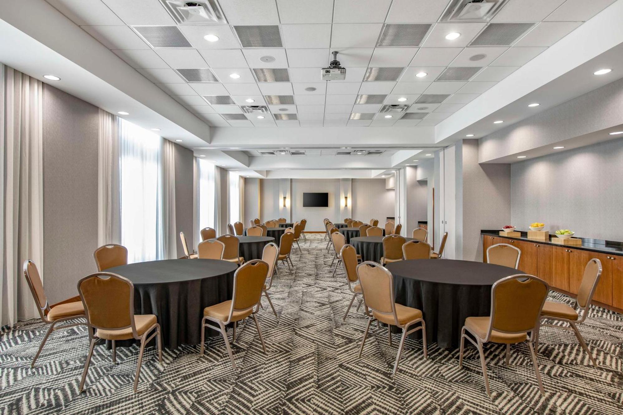 Hyatt Place Riverside Downtown Εξωτερικό φωτογραφία
