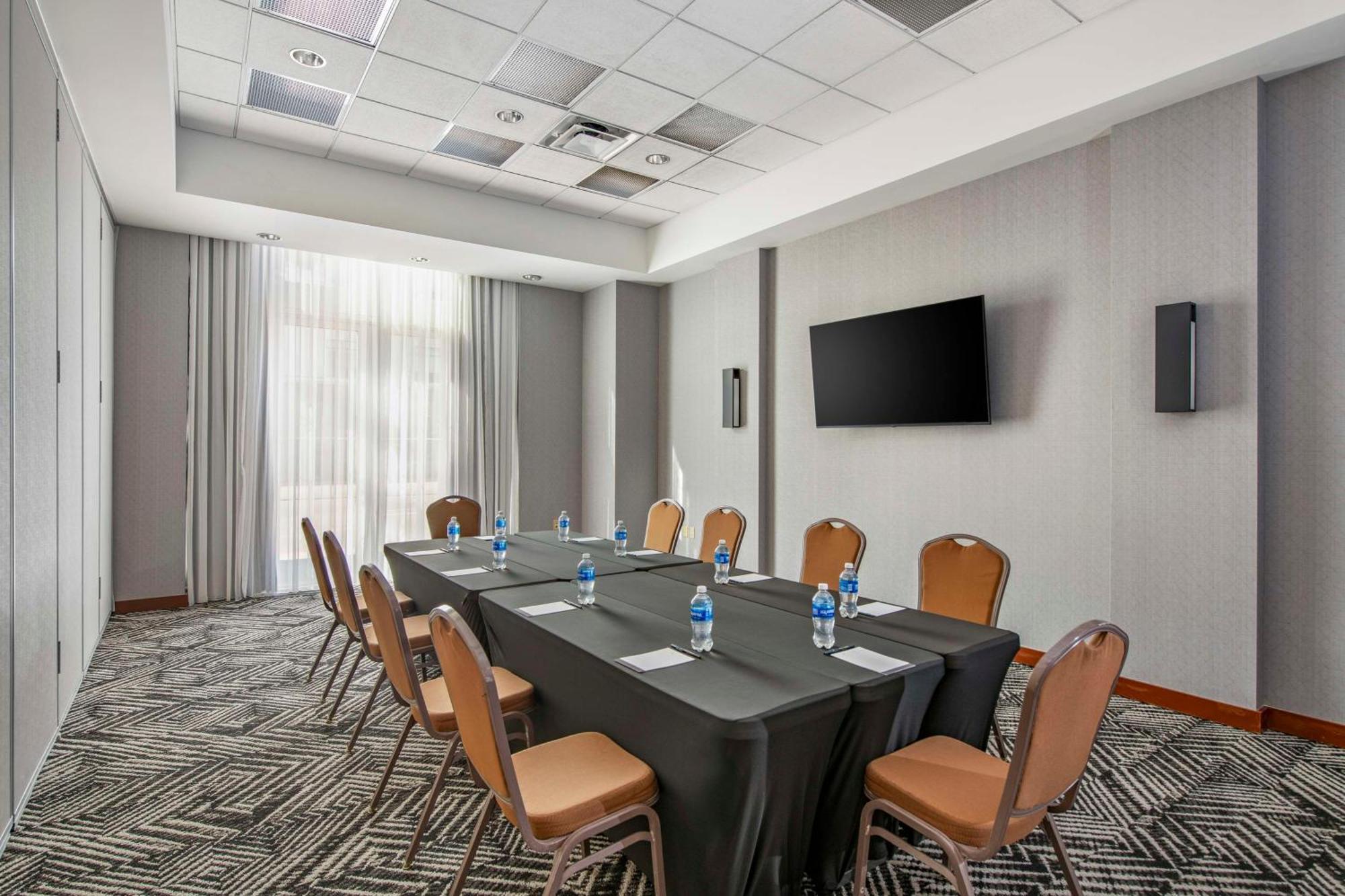 Hyatt Place Riverside Downtown Εξωτερικό φωτογραφία