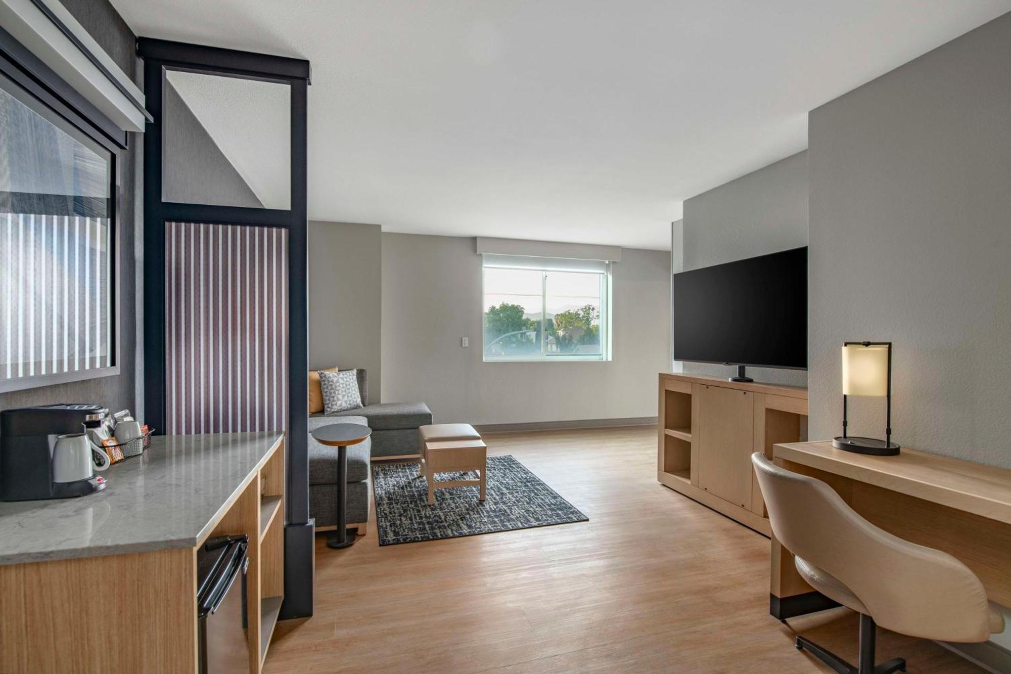 Hyatt Place Riverside Downtown Εξωτερικό φωτογραφία