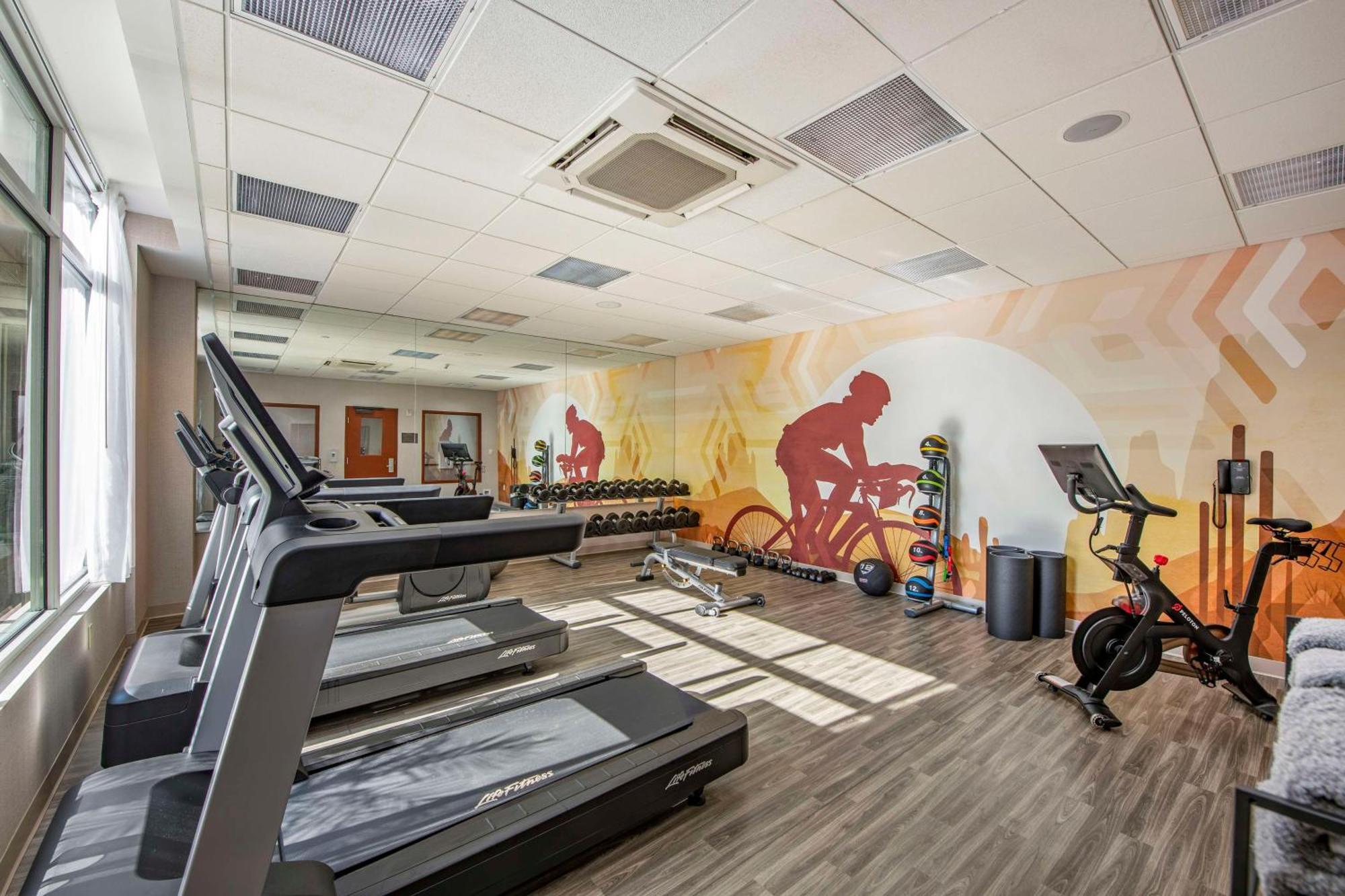Hyatt Place Riverside Downtown Εξωτερικό φωτογραφία