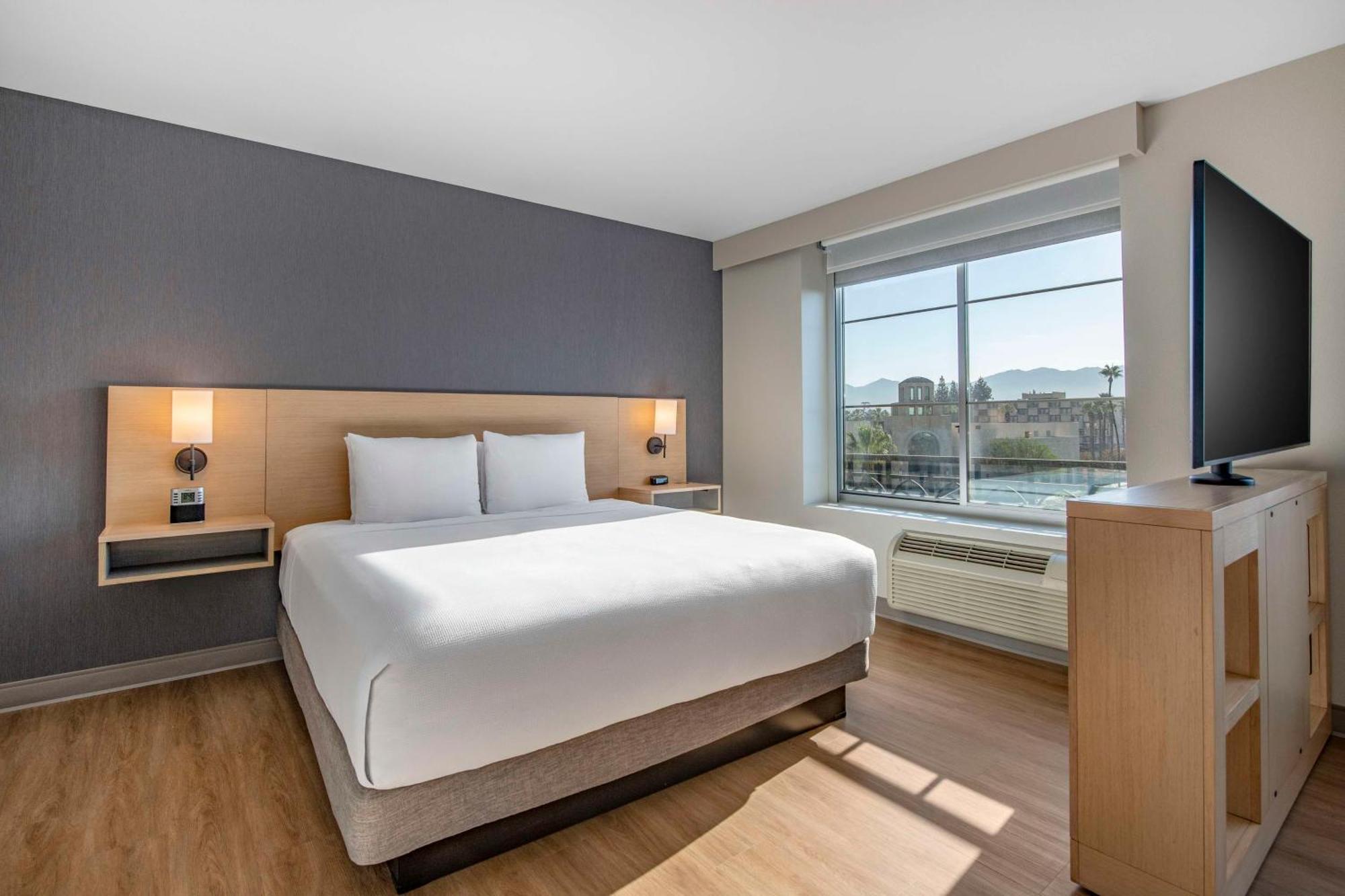 Hyatt Place Riverside Downtown Εξωτερικό φωτογραφία