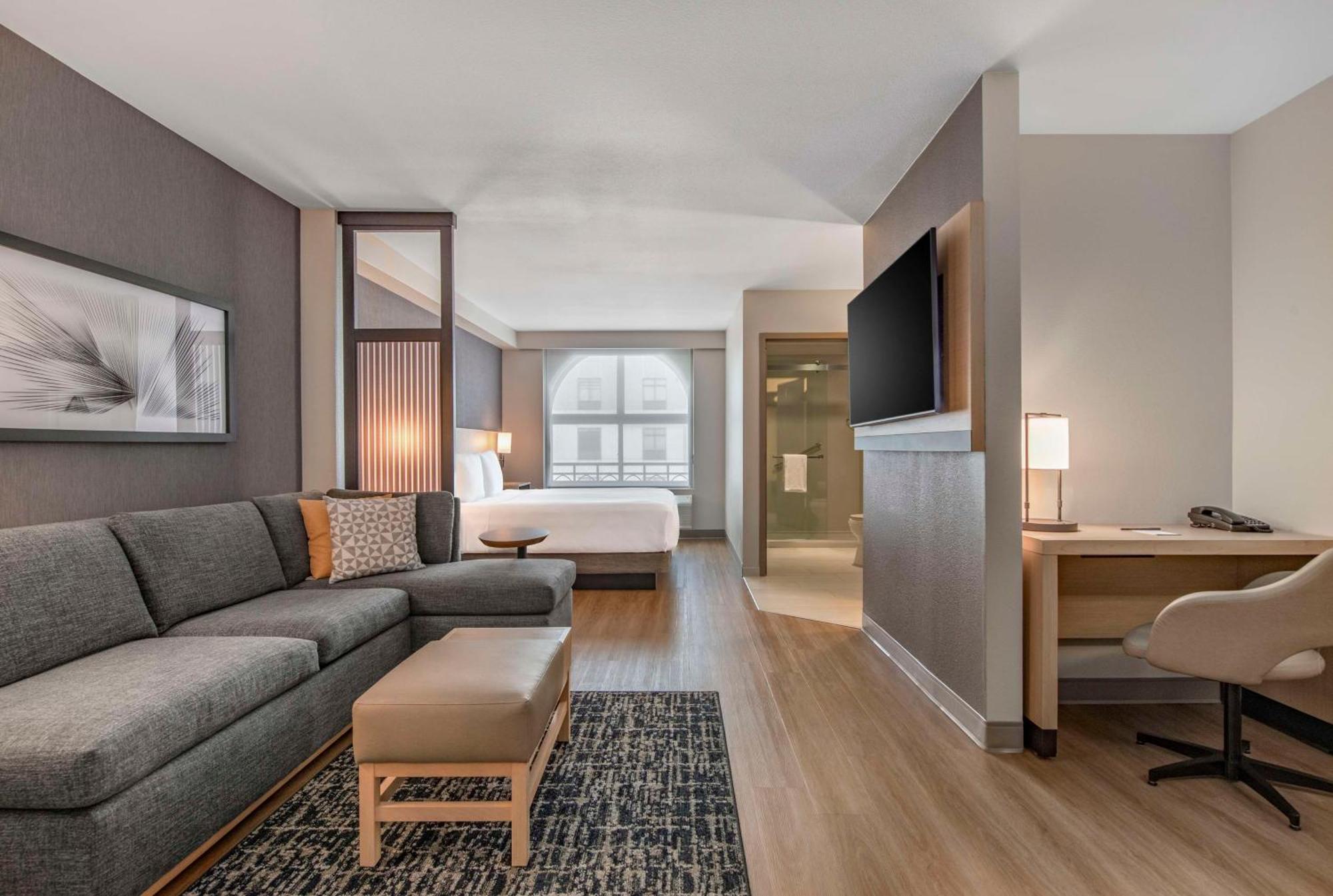 Hyatt Place Riverside Downtown Εξωτερικό φωτογραφία