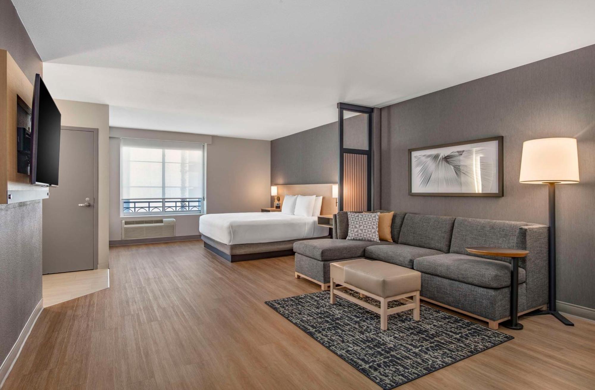 Hyatt Place Riverside Downtown Εξωτερικό φωτογραφία