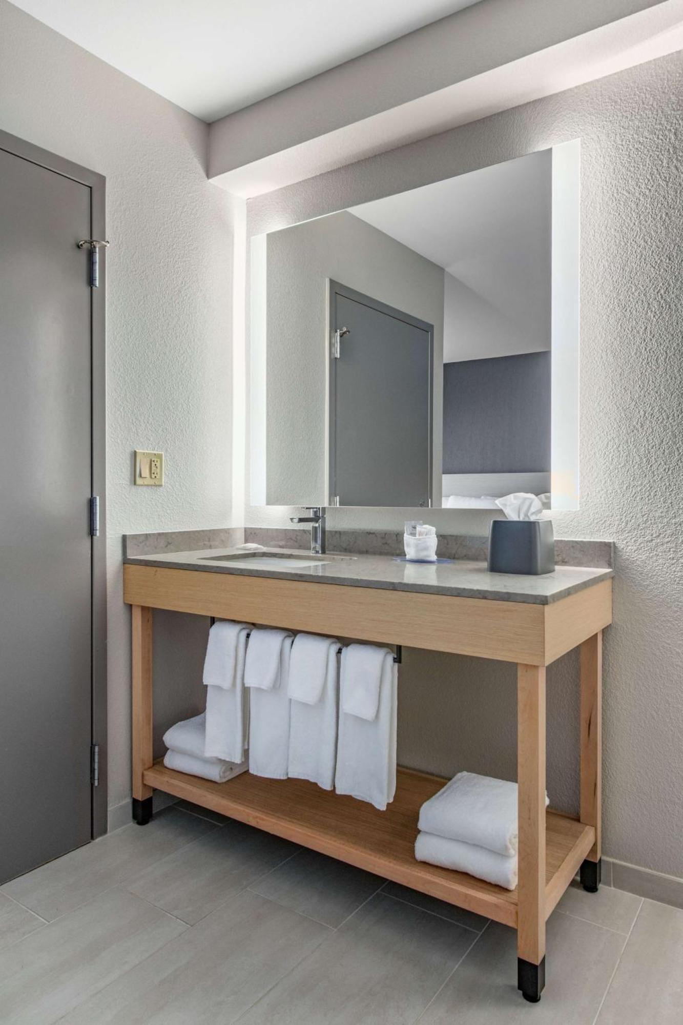 Hyatt Place Riverside Downtown Εξωτερικό φωτογραφία
